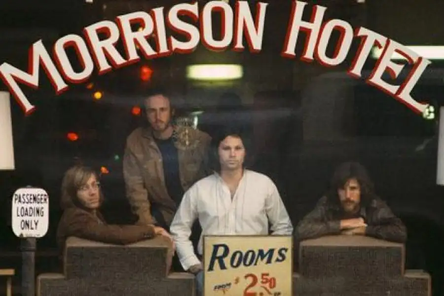 La icónica portada del disco Morrison Hotel de The Doors