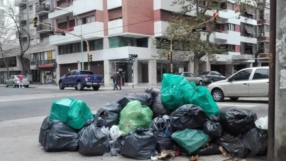 "Le generan una preocupación y un gasto más a los empresarios" 