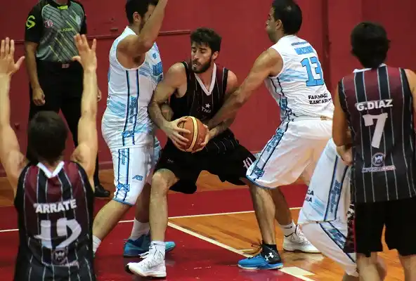 Central enfrenta a Peñarol de Tala en el Federal de Básquet