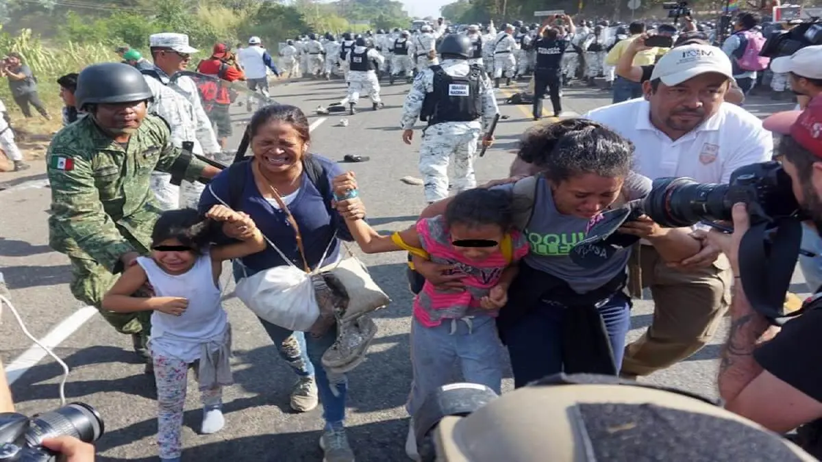 FRONTERA SUR DE MÉXICO saturada de migrantes: llegan entre 3.000 a 6.000 a diario