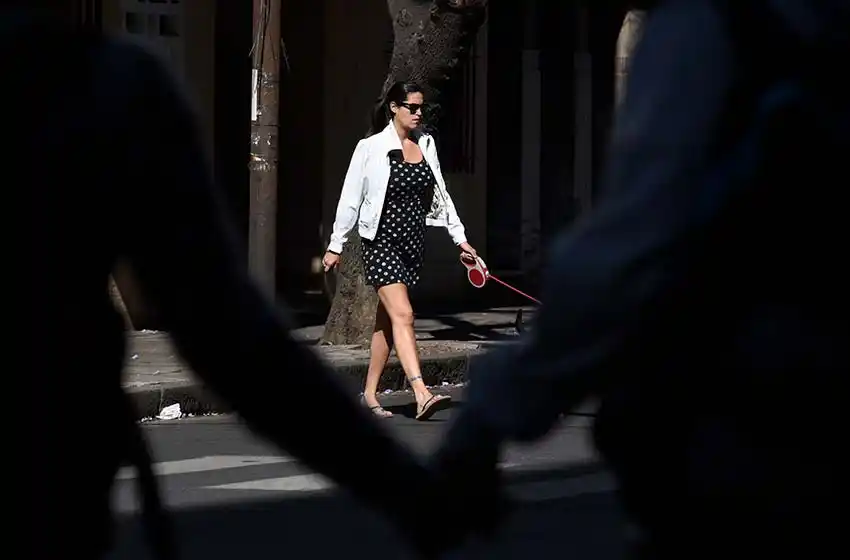 Una mañana para un abrigo finito