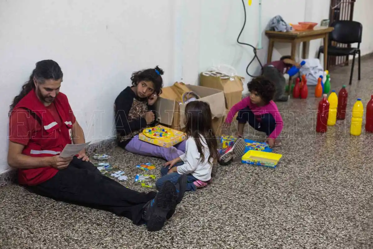 Reciben donaciones para los marplatenses afectados por el temporal