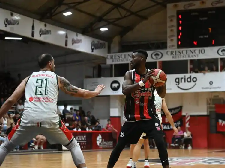 Central Entrerriano cerró la fase regular con una clara victoria ante Ciclista Juninense
