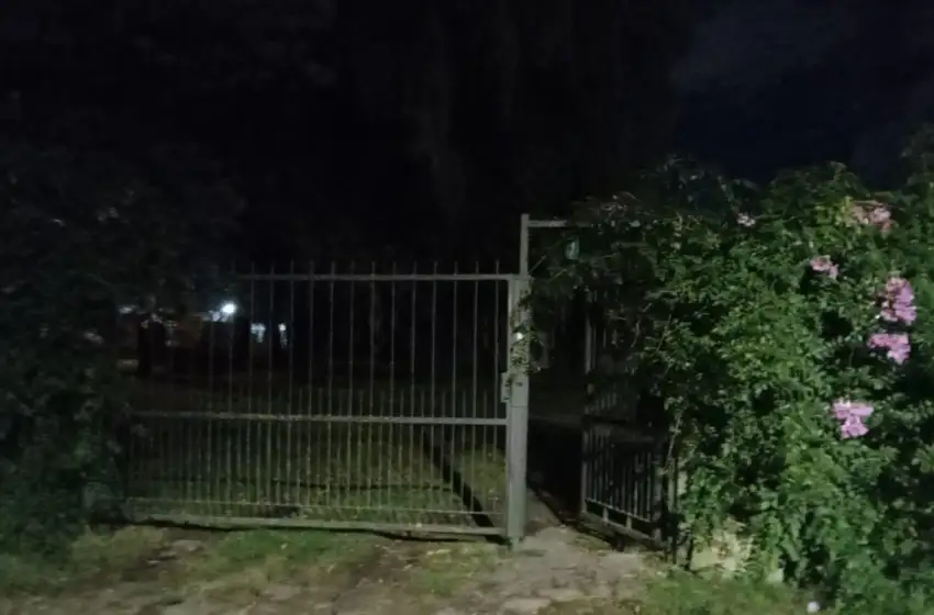 Sorprenden a delincuente en el patio de un geriátrico