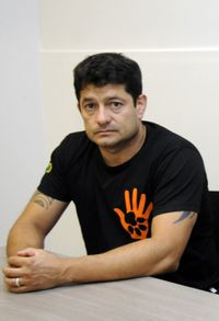 Activistas criticaron al director de Bromatología por el ataque del pitbull