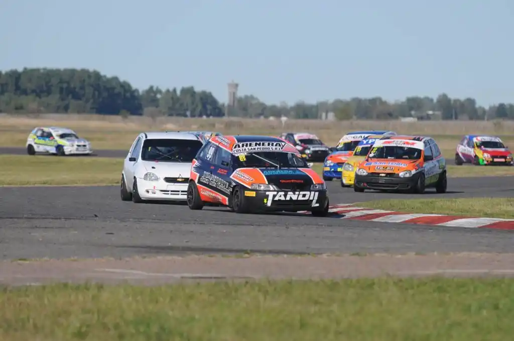 Lucas Bayala abandonó cuando lideraba la Clase 2
