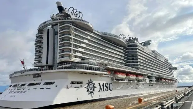 El crucero más grande del mundo llegó al puerto de Buenos Aires