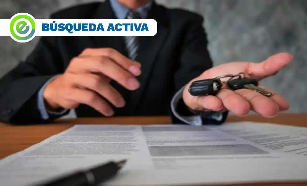 Concesionario oficial busca Asesor comercial y administrativo