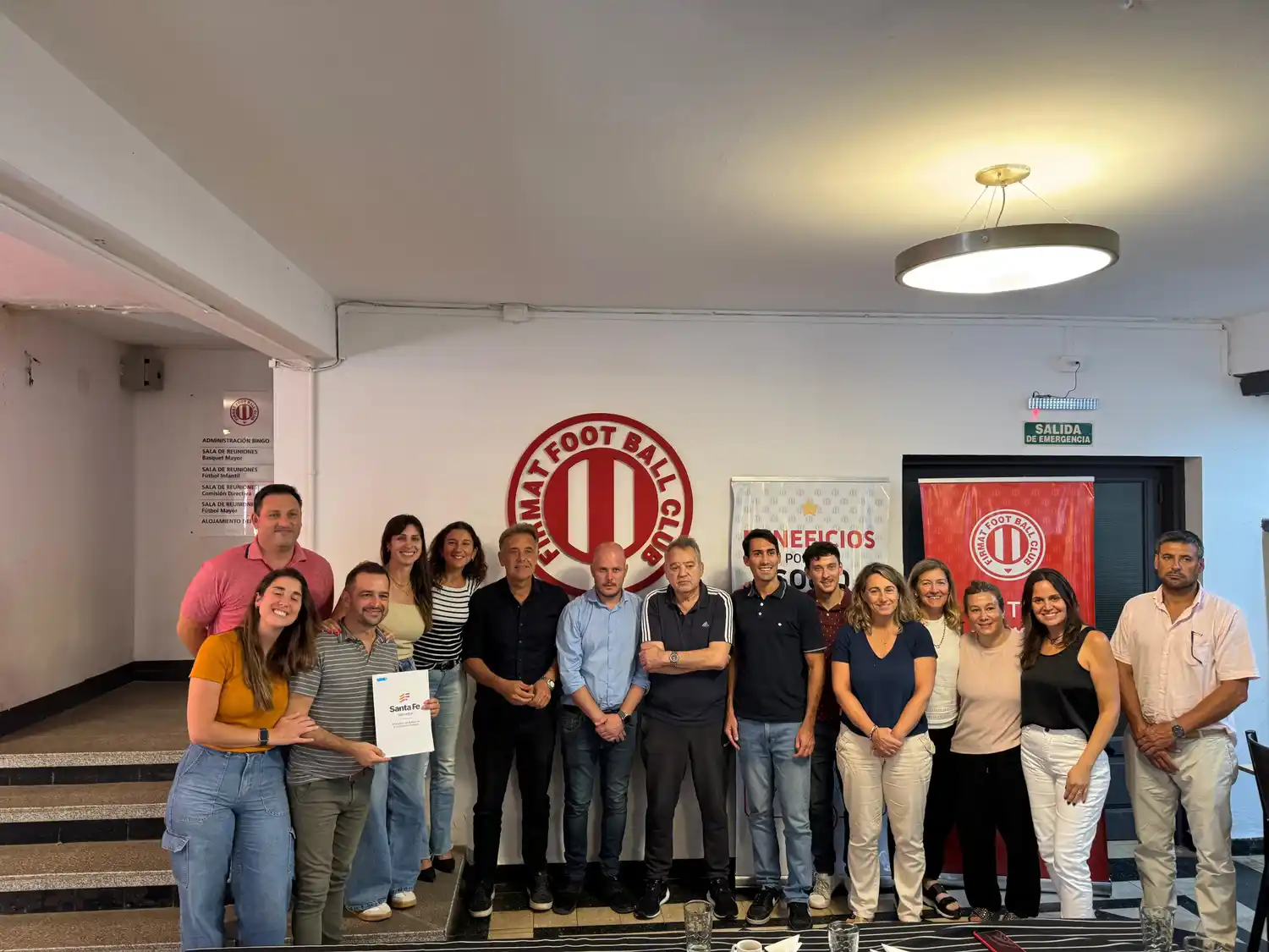 En Firmat, Vergé acompañó a los clubes que adhirieron la programa.