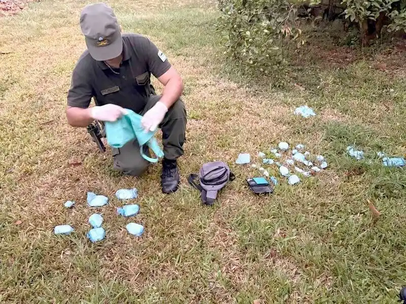 Investigan, allanan y desbaratan una organización narcocriminal