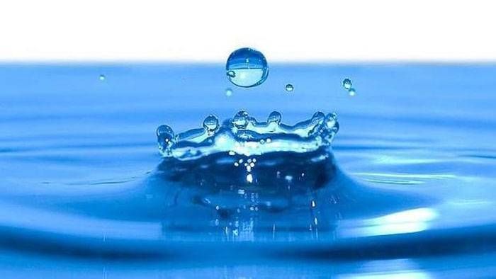 Los misterios del agua: por qué este líquido no sigue las reglas de la química