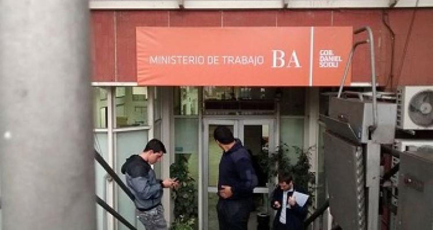 Sin acuerdo, Ejecutivo y gremialistas volverán a reunirse este jueves