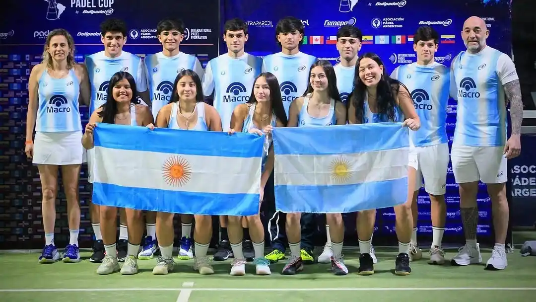 El necochense Maier como parte de la Selección Argentina en la América Pádel Cup