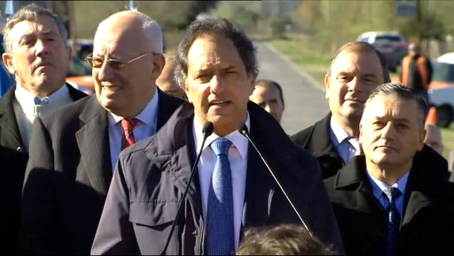 Scioli inauguró obras en Ruta 20: "El cambio también es una marcha atrás"