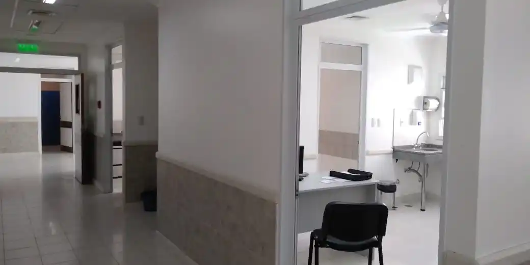 El Hospital Centenario sigue de mudanza: sumó otro servicio en su nuevo edificio