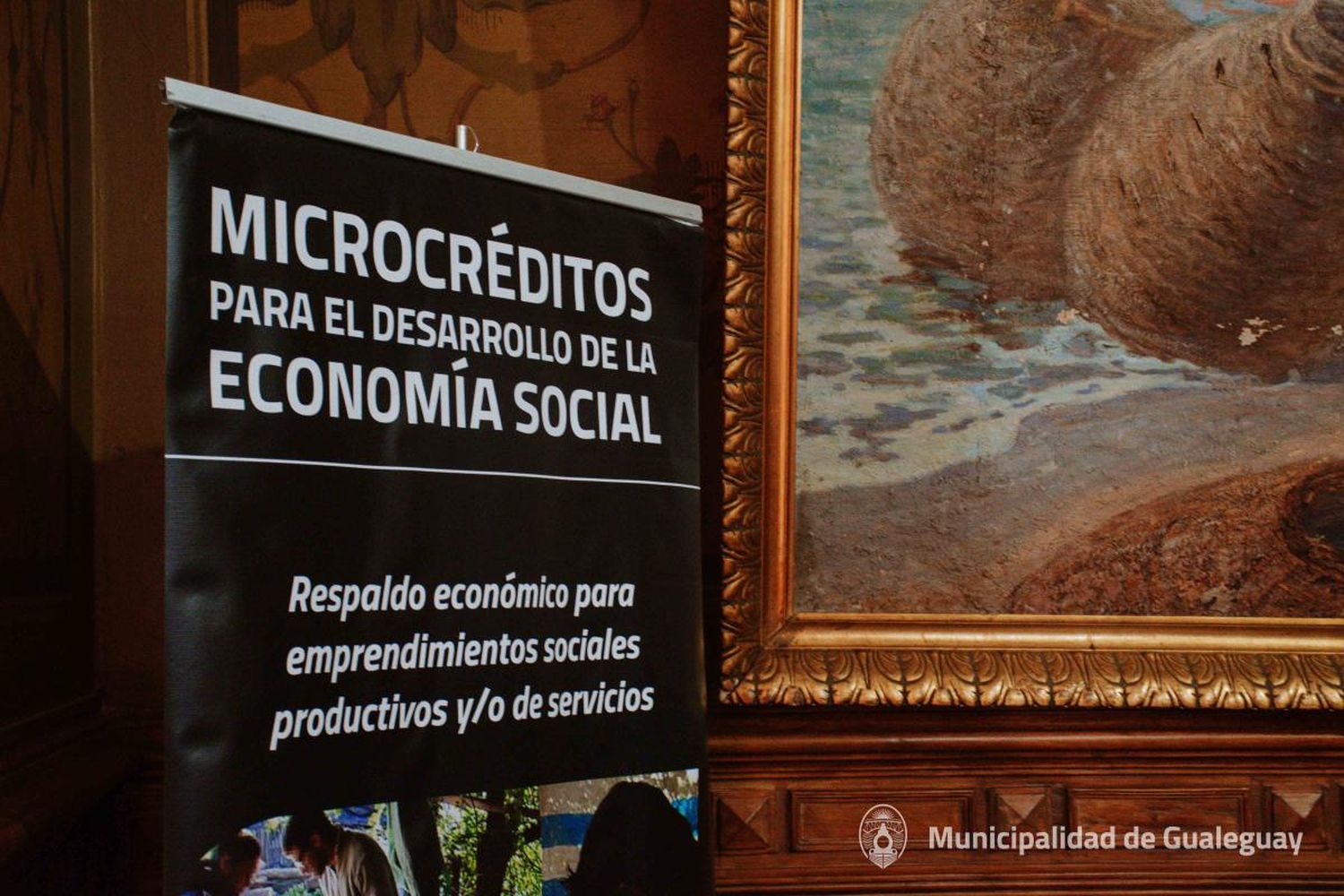 Emprendedores: Continúa la entrega de microcréditos 