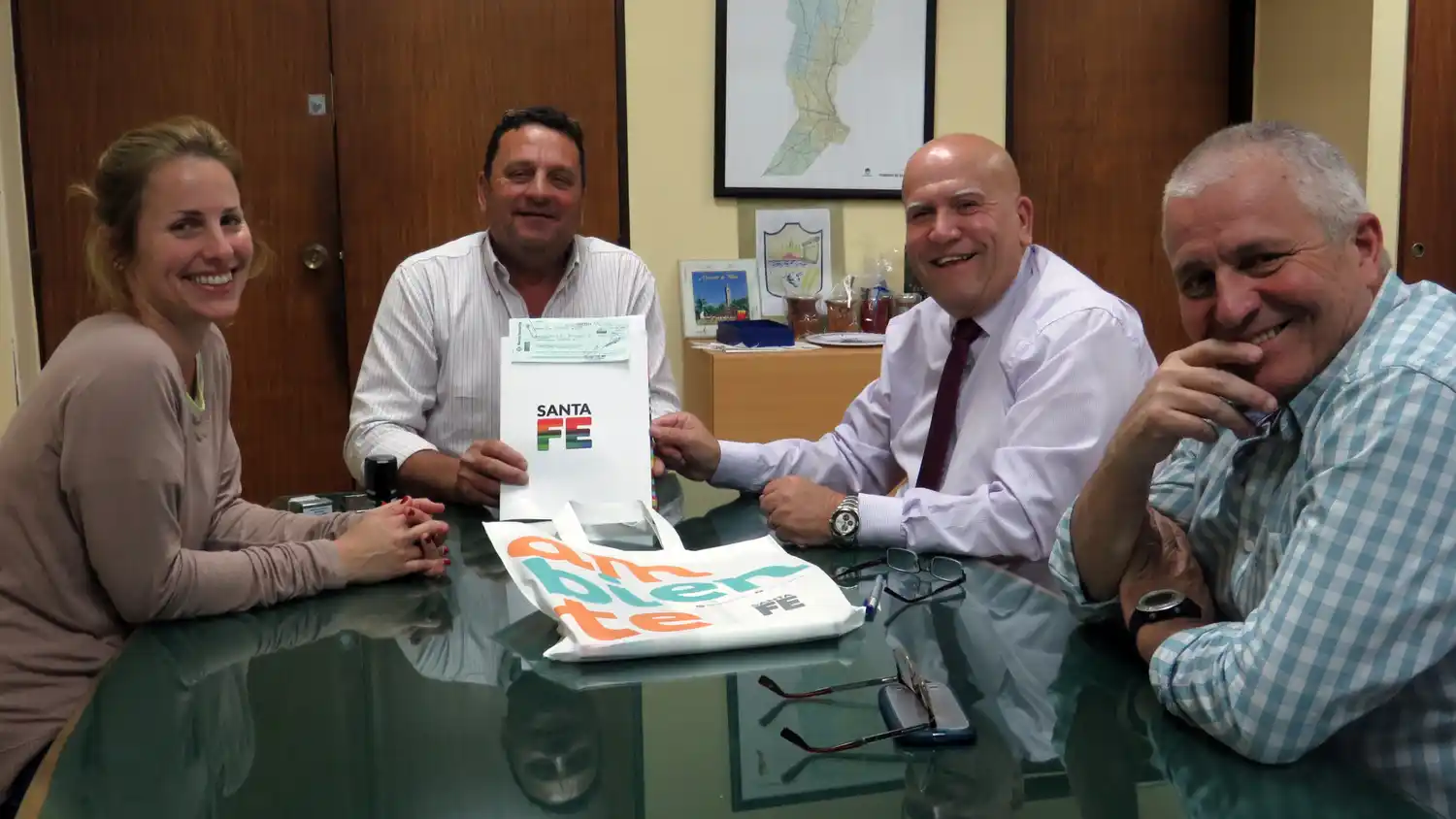 Aportes a tres localidades en el marco del programa “Para cada santafesino un árbol”