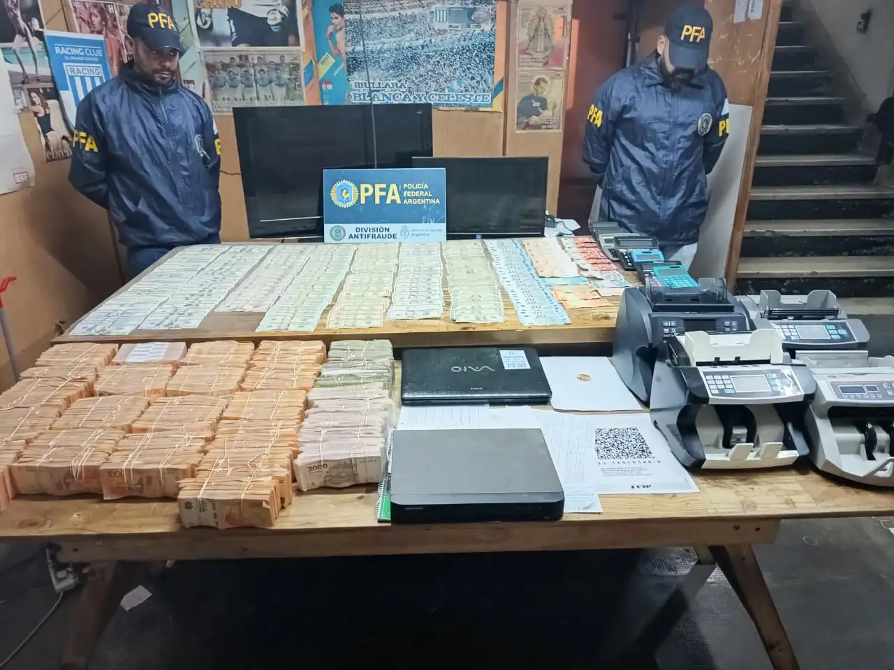 Leonardo Fariña, el "arrepentido" de la causa "la ruta del dinero k", fue detenido en una financiera de Belgrano.