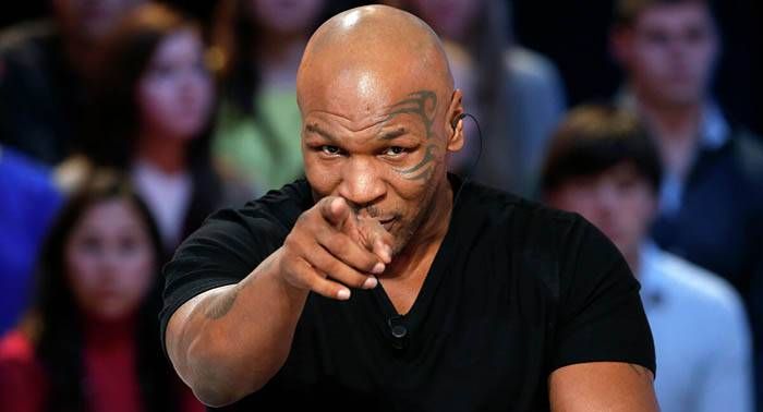 Mike Tyson preparándose para volver al boxeo