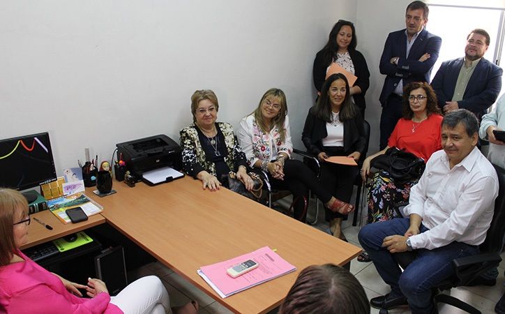 El gobierno elevó un punto porcentual la oferta salarial a los docentes