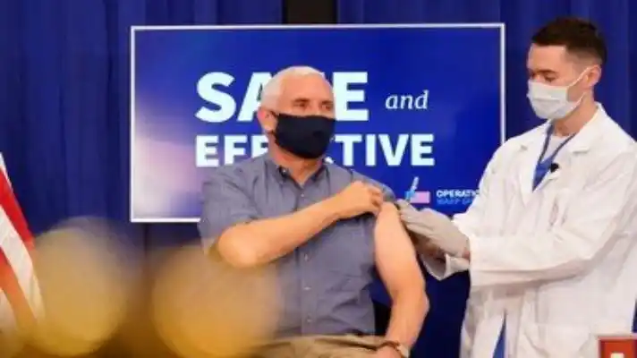 MIKE PENCE es el primer funcionario de alto rango en EE.UU. en recibir la vacuna de la COVID-19