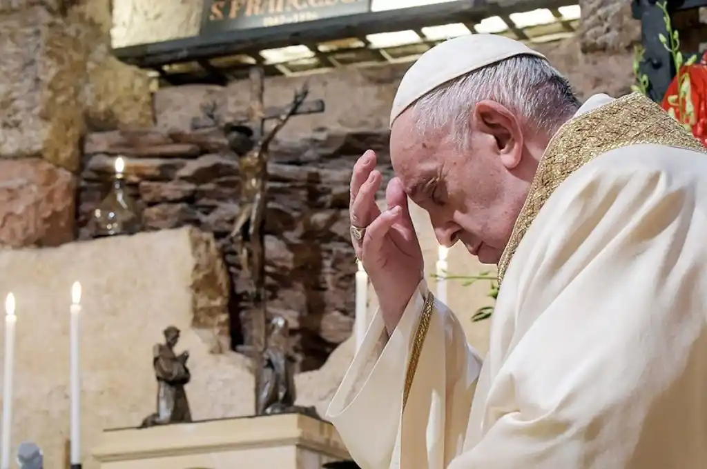 Francisco pidió incluir a las “víctimas de los abortos” en las oraciones por Semana Santa