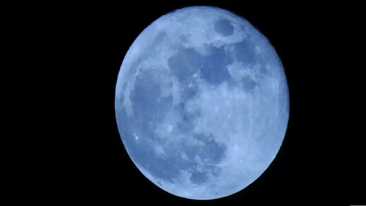 LA LUNA DE ESTURIÓN o SUPERLUNA AZUL ¿Qué debes saber sobre este fenómeno extraordinario?