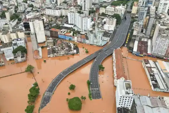 Suman 78 los fallecidos por las trágicas lluvias en el sur de Brasil