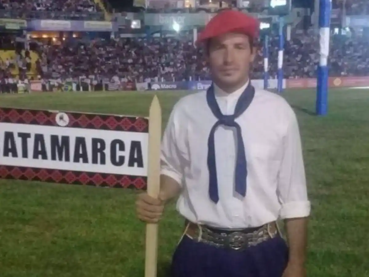 Murió un jinete aplastado por su caballo en Jesús María 