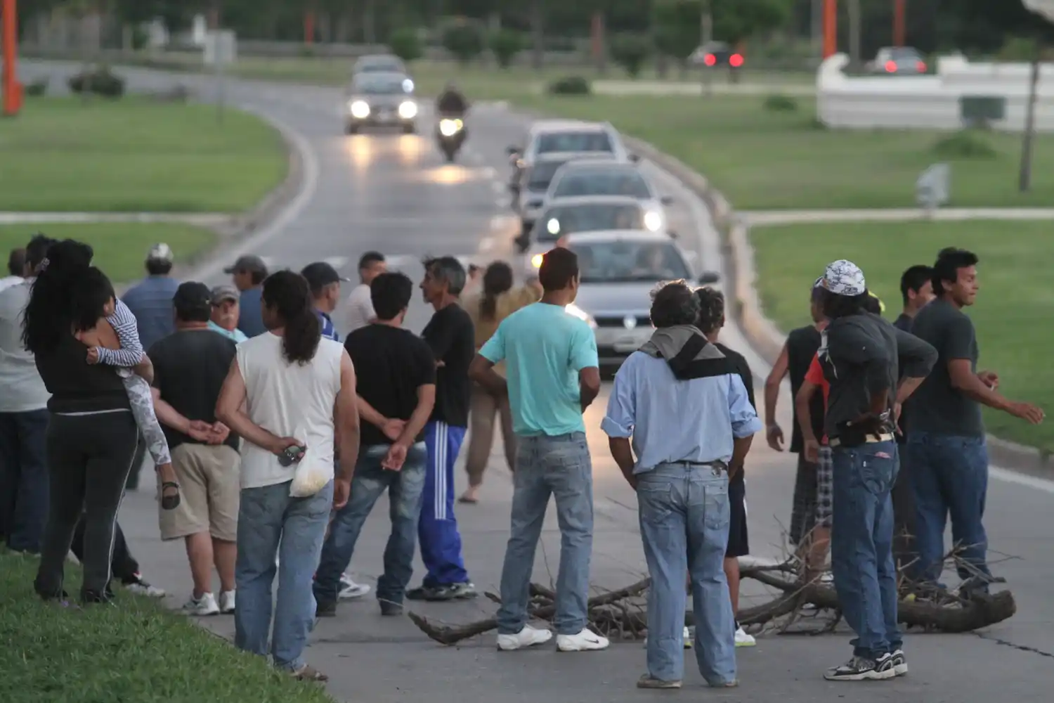 Pescadores santafesinos cortarán las rutas provinciales en rechazo a la veda