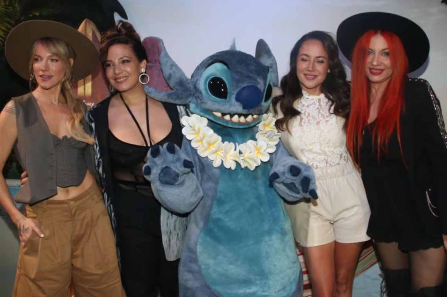 Bandana en el estreno de “Lilo & Stitch”