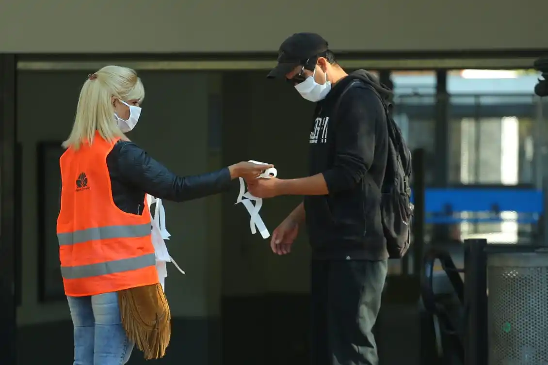 Coronarivus: Operativo de entrega de barbijos en Esteban Echeverría