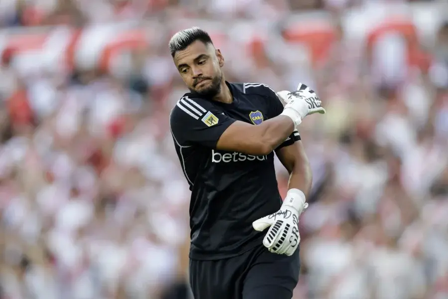 Alerta en Boca: se lesionó "Chiquito" Romero y buscarán un arquero para que sea titular