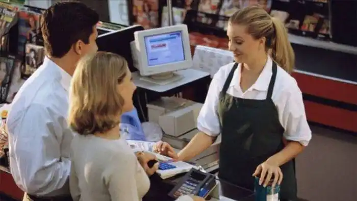 Se confirma el pago para los empleados de comercio que trabajen el viernes