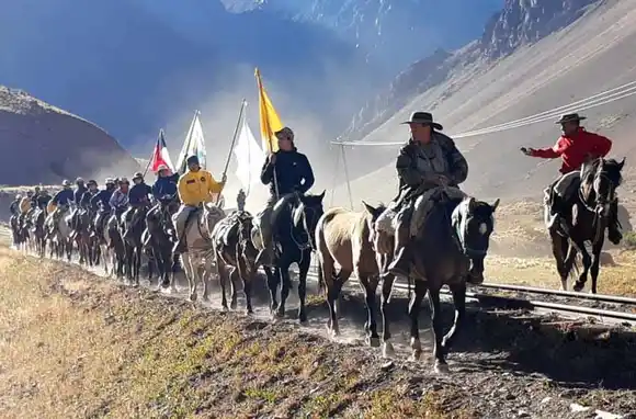 La Asociación Cultural Sanmartiniana «Cuna de la Bandera» se prepara para el 23° Cruce de los Andes