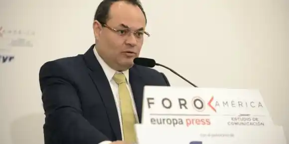 Tras denuncias de acoso: renuncia el presidente del Banco de Desarrollo de América Latina (CAF)