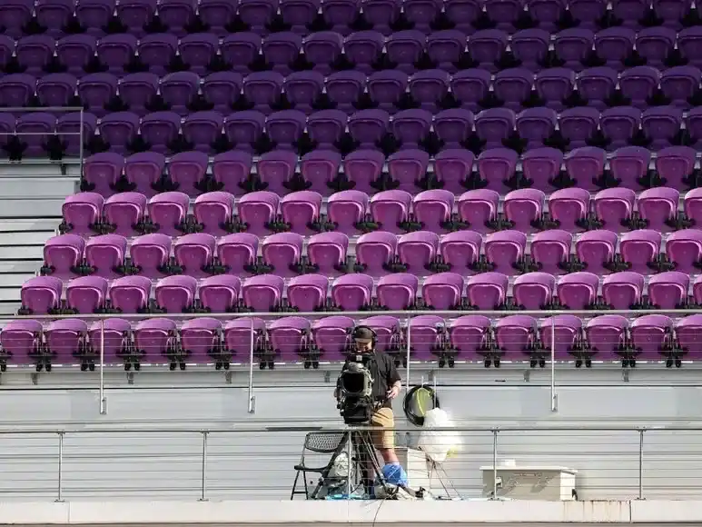 tv pública mundial - 1