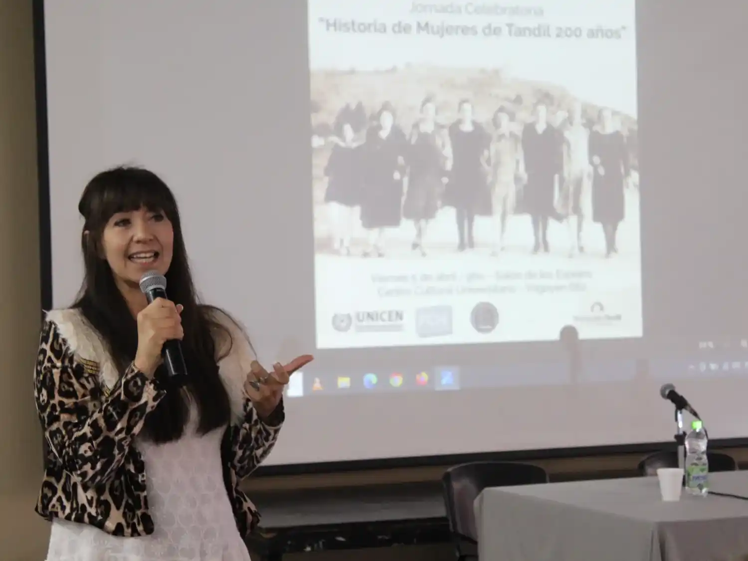Karina Carreño durante la primera jornada, en el Centro Cultural Universitario.