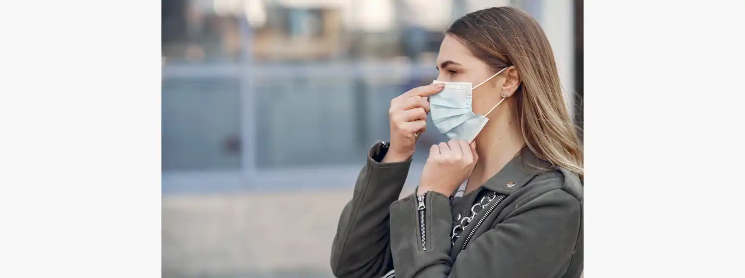 El Ministerio de Salud eliminó el carácter obligatorio del uso del barbijo