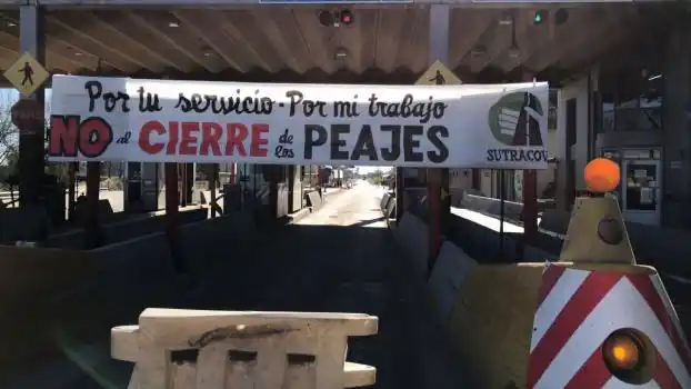 “La ruta 11 está abandonada, destruida y colapsada”