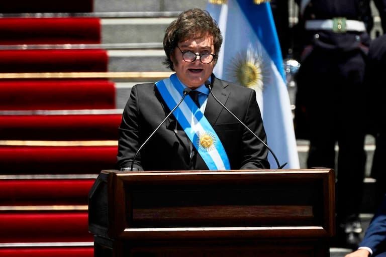 Por cadena nacional, Javier Milei dará a conocer el DNU que desregula la economía