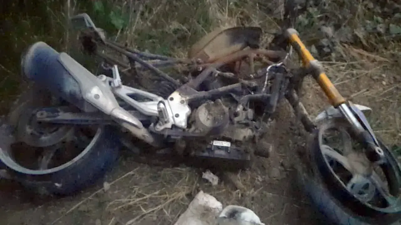 El hallazgo. Del rodado quemado en calle 78 entre 39 y 41