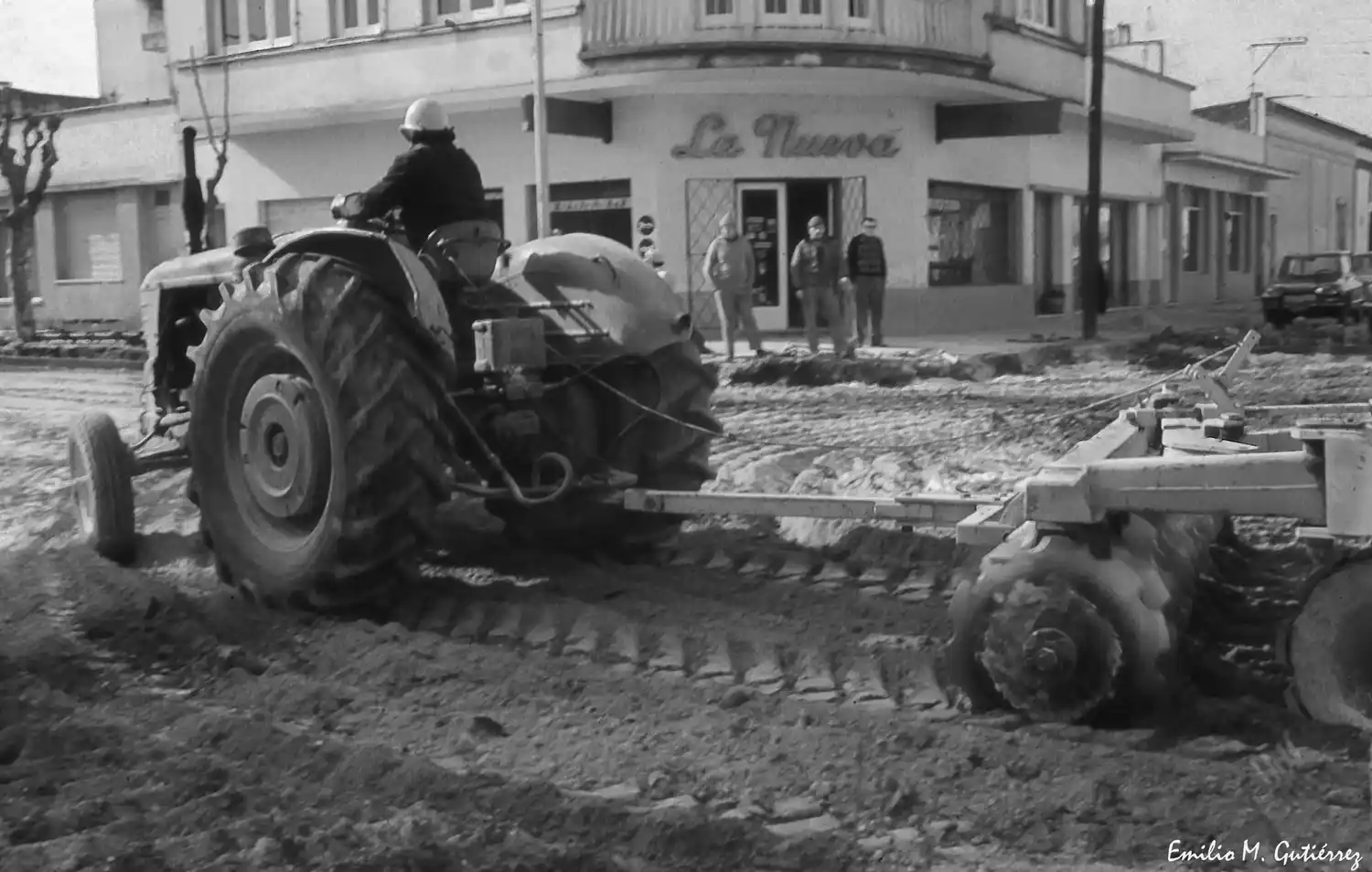 El fotógrafo Emilio Mariano Gutiérrez revive la historia de Chascomús a través de sus imágenes