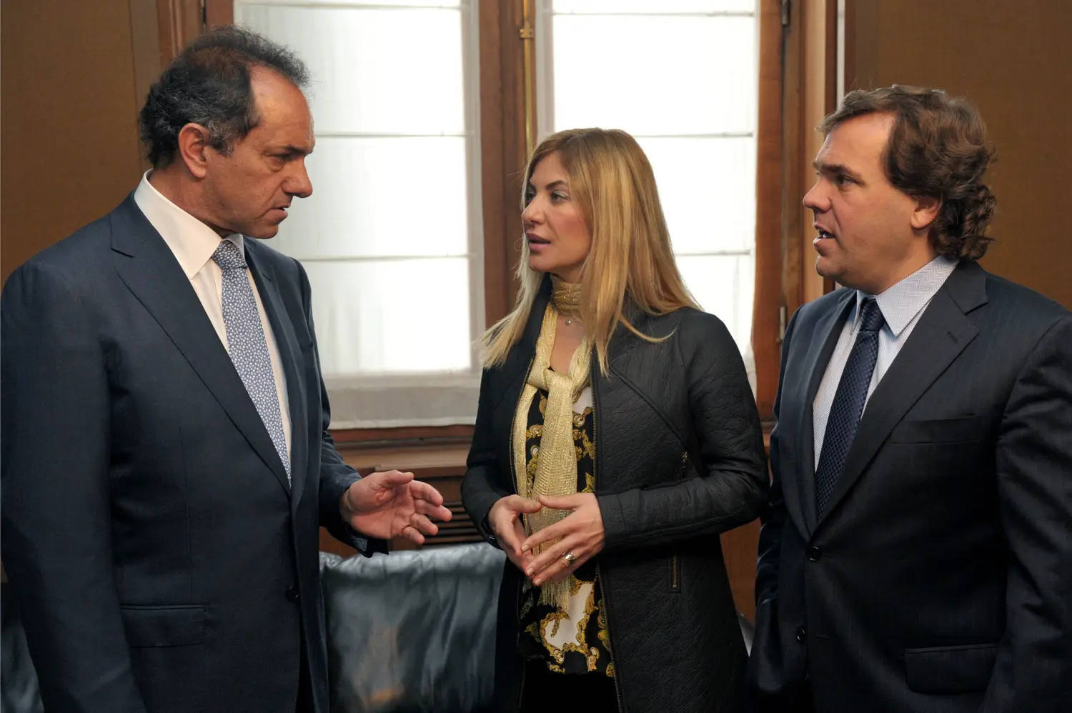 Scioli anunció que el ciclo lectivo 2014 comenzará el primer día hábil de marzo en la provincia de Buenos Aires