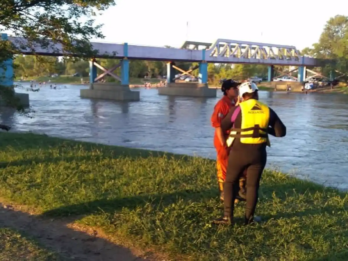 Encontraron el cuerpo del joven que cayó al río en Pampayasta Sud
