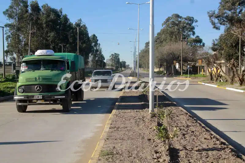 Los vecinos destacan la obra pero solicitan mayor control de tránsito