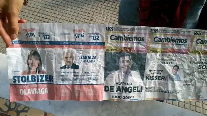 Los apoderados de Cambiemos denunciaron boletas no autorizadas