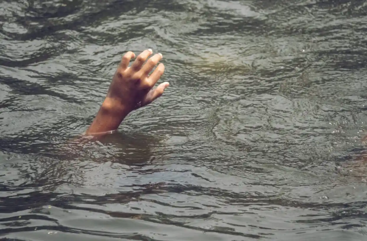 Extraña muerte de una mujer que nadaba en La Guajira