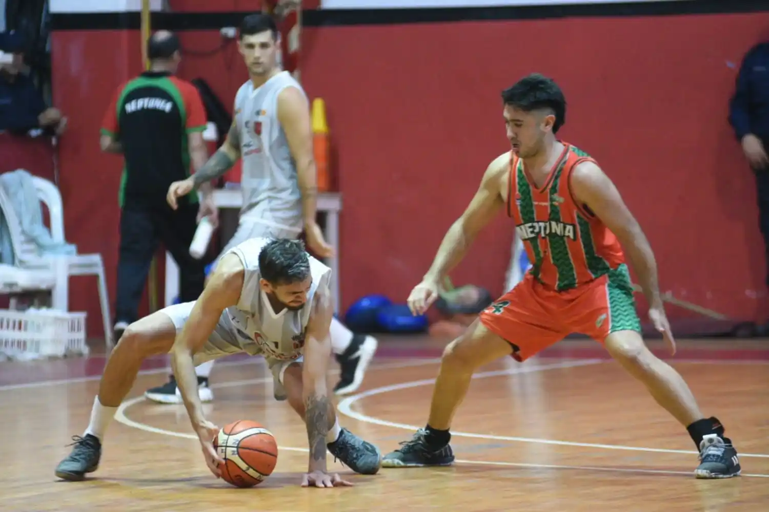 Central busca recuperarse ante Bancario y Neptunia pretende sumar en San José