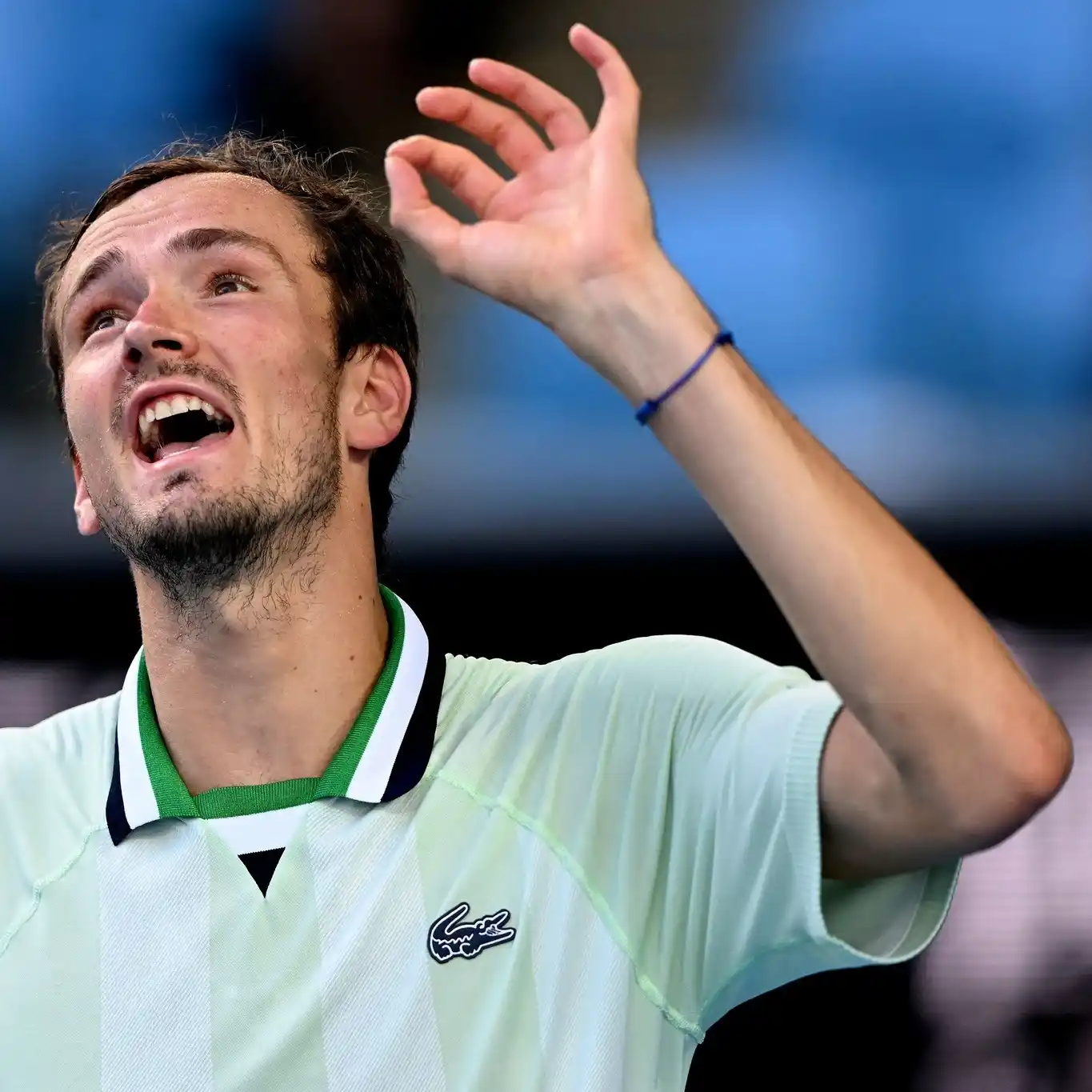 Medvedev sacó adelante un duro partido de octavos